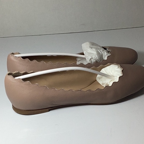 CHLOE
Lauren Scalloped Leather Ballet Flats - Picture 10 of 14